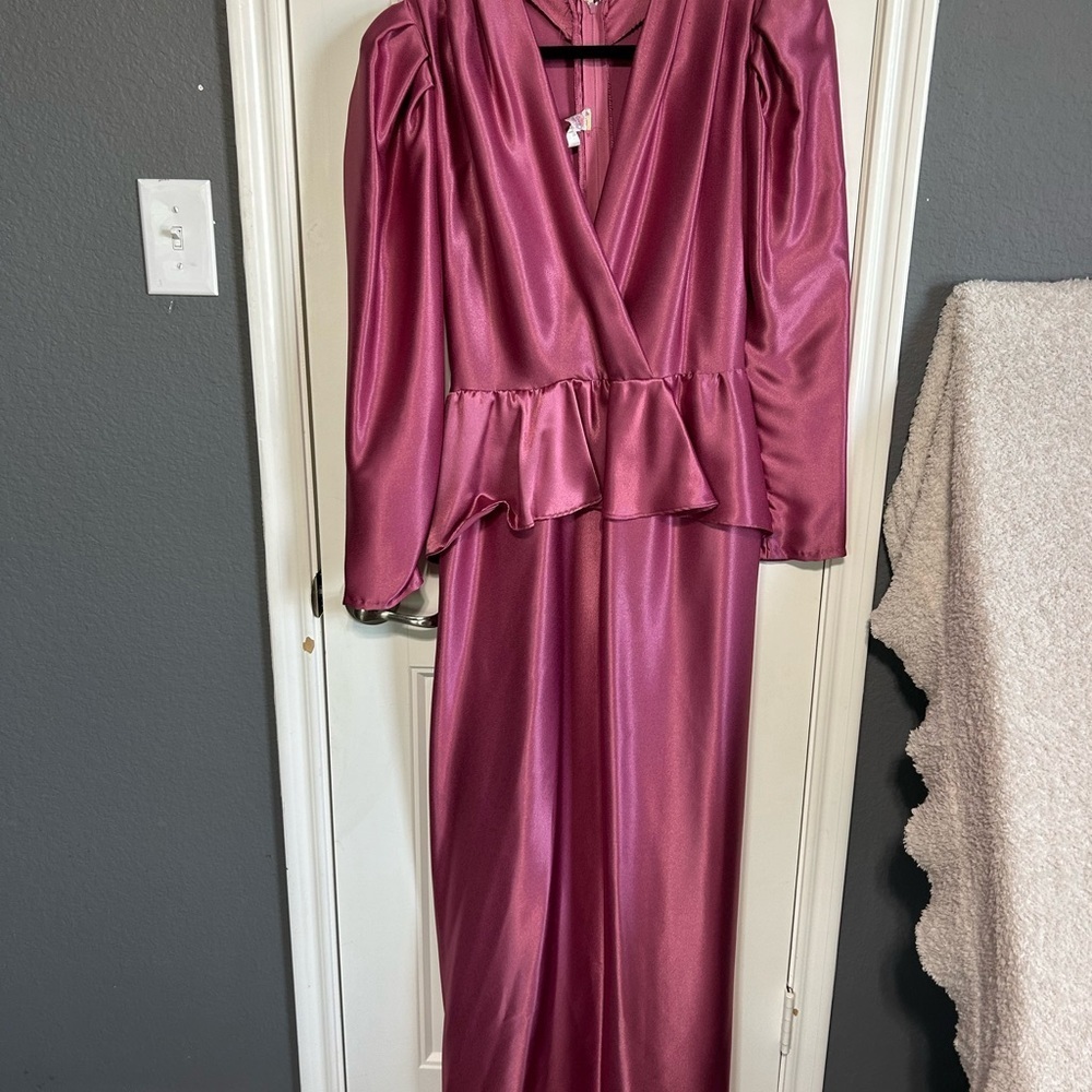 Vintage ILGWU Union Made Pink Long Sleeves Maxi Dress With Belt  Made In USA